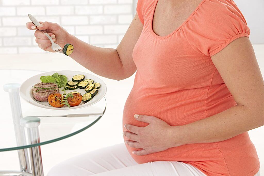 avoid-these-pregnancy-food-women-eat-healthy-be-fit-tips