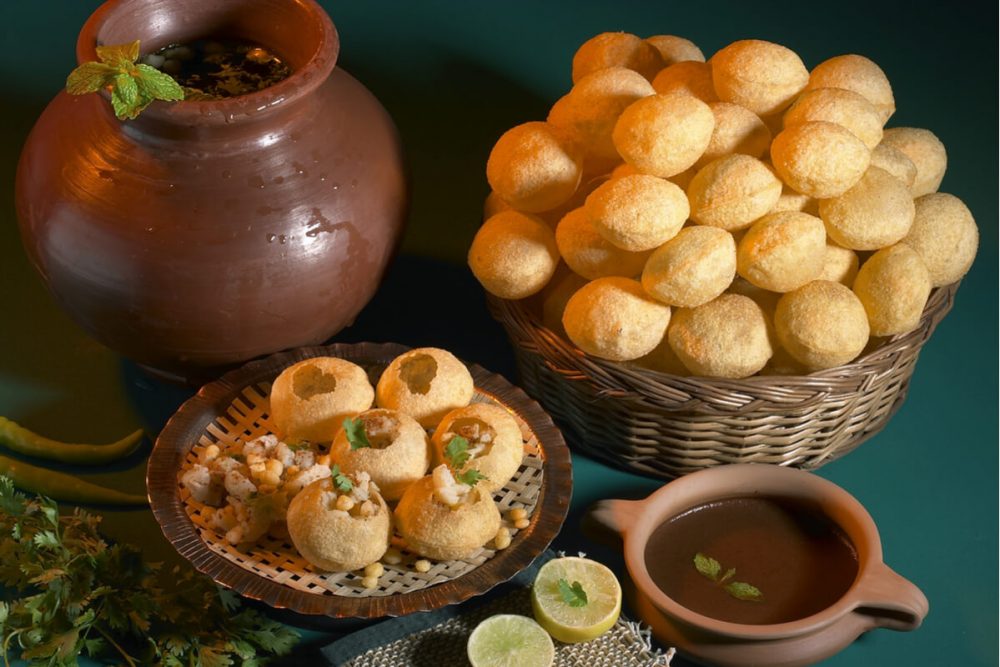 आपके पसंदीदा गोलगप्पे  (पानी पूरी) के 10 फनी नाम