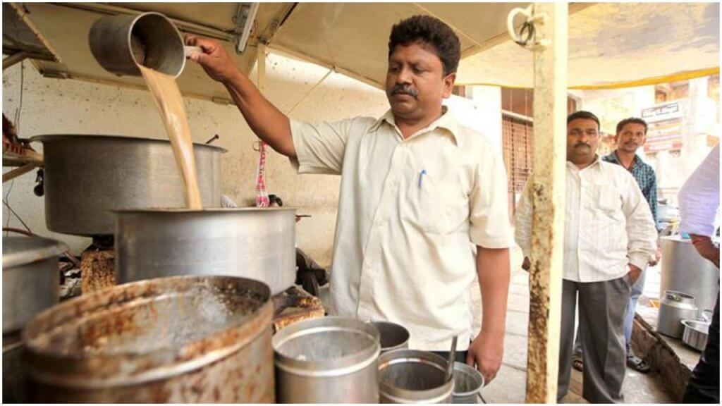 road-side-tea-vendor-help-modi-now-demands-seat-loksabha-election-2019