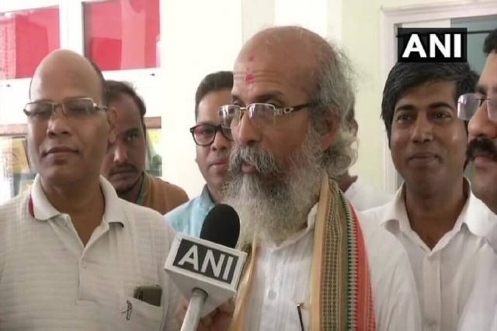 7-criminal-cases-15-lakh-asset-odisa-modi-sarangi-simple-life-troll