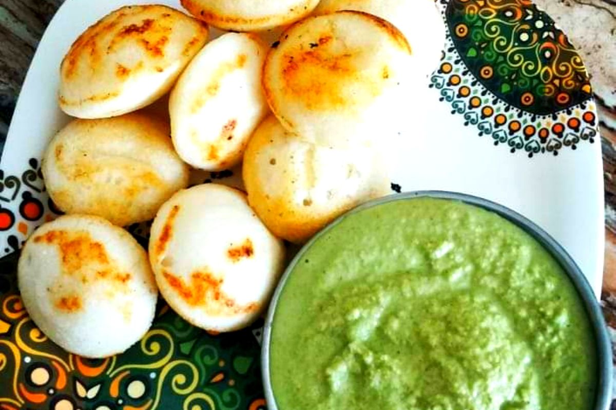 सूजी के स्पंजी अप्पे बनाने की Homemade आसान विधि | South Indian Food