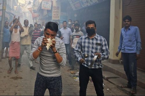 भाई साहब कुछ दिन दूर रह लो, नहीं तो हमेशा के लिए दूर हो जाओगे!