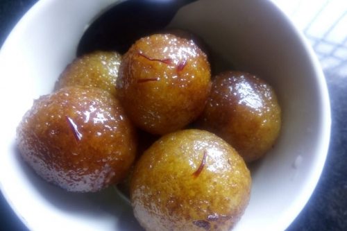 Home Made स्वादिष्ट सूजी के गुलाब जामुन रेसिपी (Gulab Jamun Recipe)