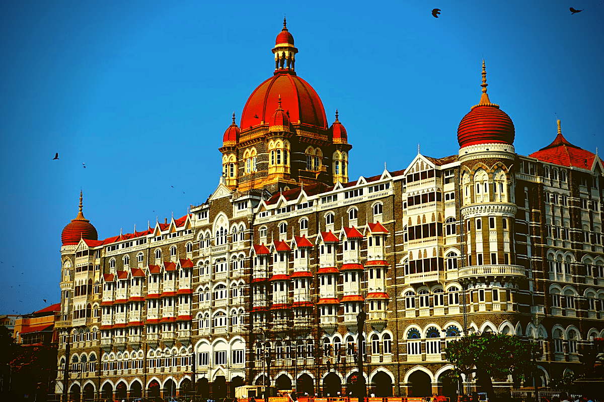 छुट्टियों में घूमने जाने से पहले इन Haunted Hotels के बारे में जरूर जाने लें sk
