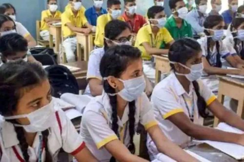 आखिर क्यों भारत में अब खोल देने चाहिए सभी स्कूल-कॉलेज