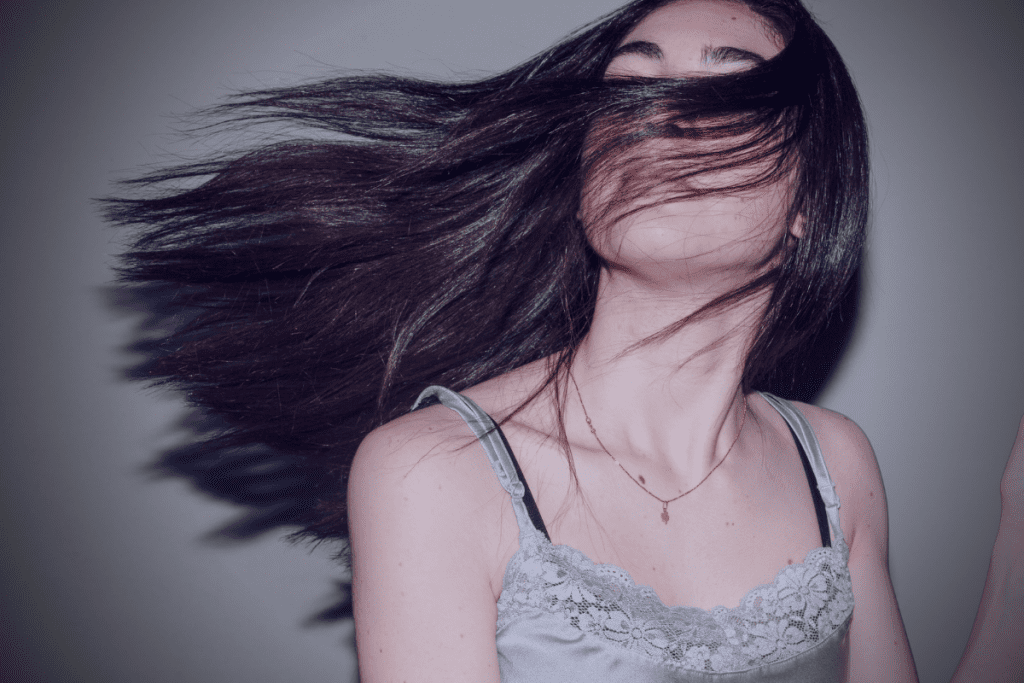 How to Get Silky Smooth Hair in One Day in Winter