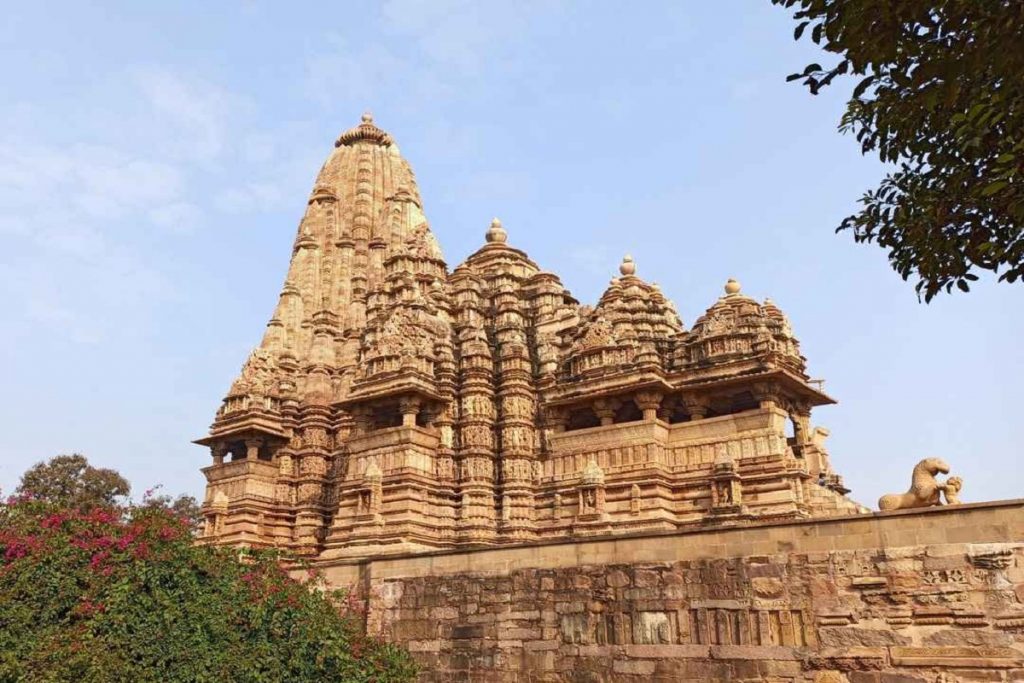 Khajuraho fusion of Hindu and Jain art –Top Activities To Do